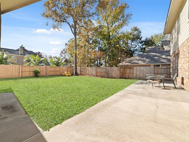 2618 Bridgestone Park Ln — Photo 46