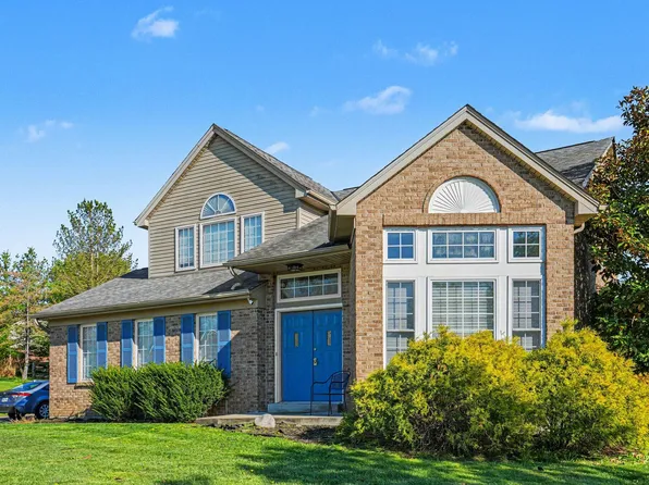 1113 Parkside Dr, Alexandria, KY 41001