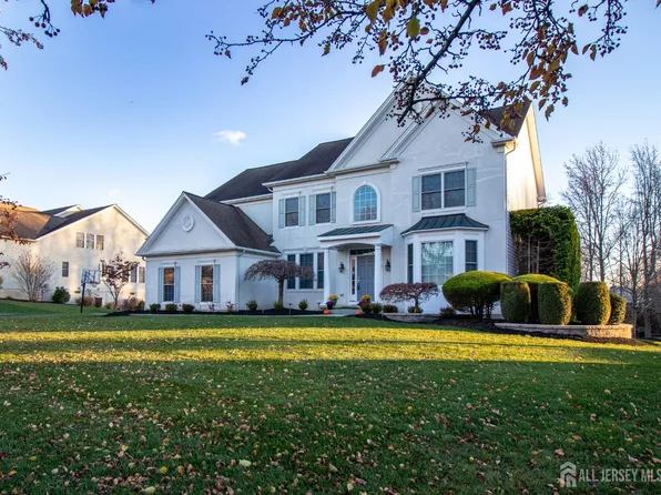 34 Equestrian Way, Monroe Township, NJ 08831