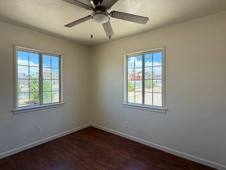 1400 Nancy St — Photo 18