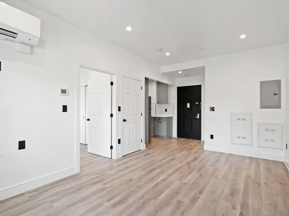 35-64 85th Street image 5 of 13