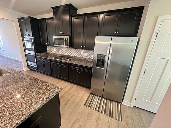 4th image of 5516 Manor Park Dr