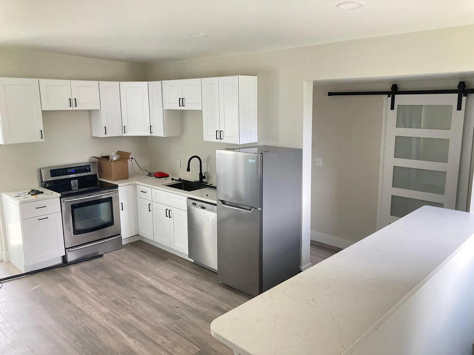 1 bed, 550 sqft, $1,700 — Photo 4