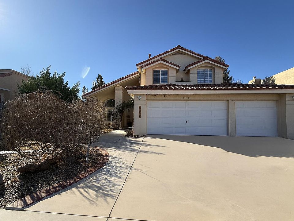 1st image of 8212 Eagle Rock Ave NE