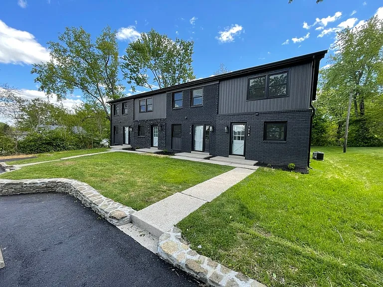 Modern Design Condo Near Shelbyville Country Club! — Photo 3