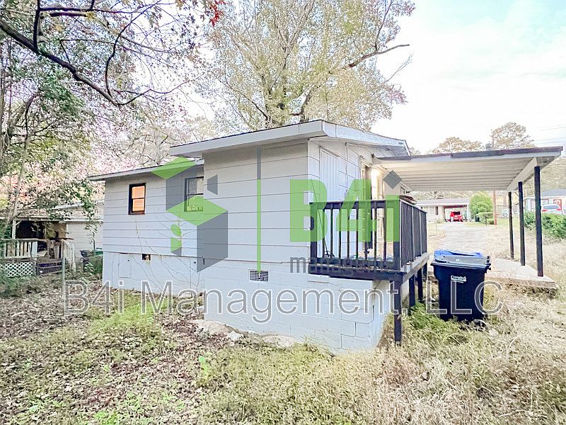 2nd image of 2919 Lansing Ave