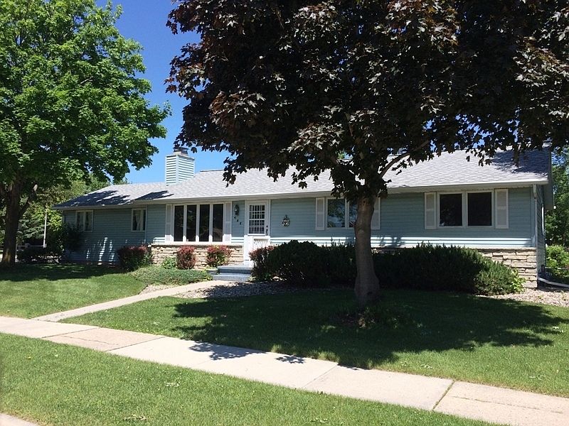 1st image of 400 Southview Dr