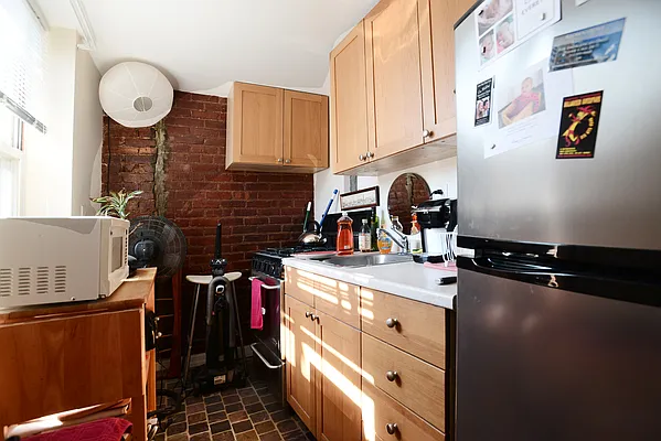 Rented by J Misrahi Realty Corp | media 10