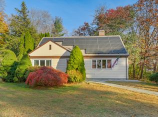 12 Round Hill Rd, Trumbull, CT 06611
