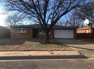 140 Elgin Ave, Levelland, TX 79336