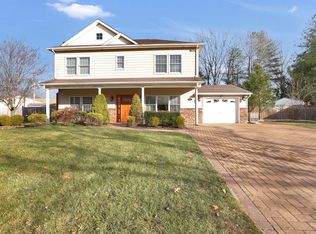 21 Donna Pl, Aberdeen, NJ 07747