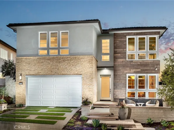 27356 Dialogue Way, Valencia, CA 91381
