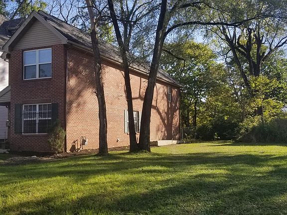 4th image of 1145 E Rich St