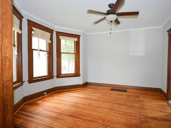 3rd image of 4619 Greenlee Ave