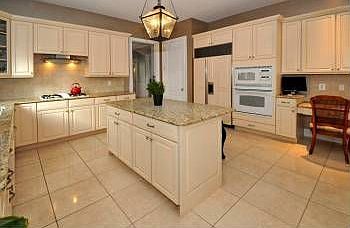 3rd image of 33 Goldfinch Cir