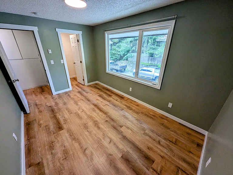 8829 Glendale St #17-24 — Photo 9