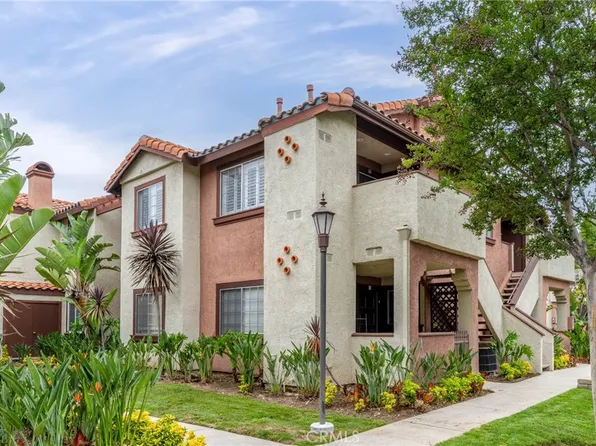 68 Flor De Sol, Rancho Santa Margarita, CA 92688