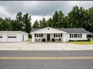 935 Beaverdam Rd, Clarendon, NC 28432