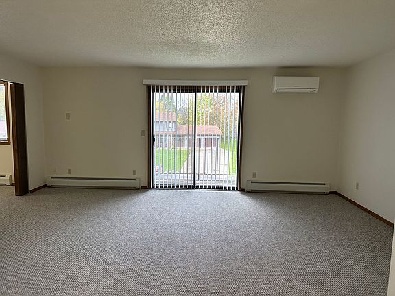4th image of 310 Dickinson Dr SE APT 301