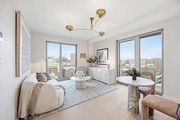 Living room, photo 2