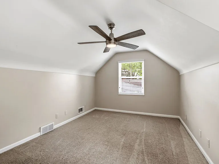 4026 Columbia Rd — Photo 23