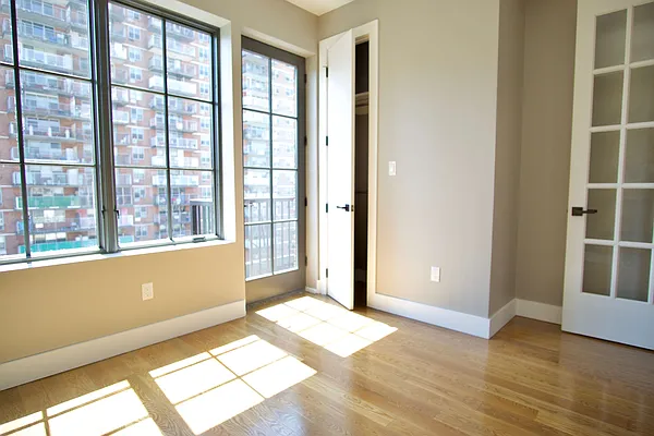 Rented by Compass | media 16