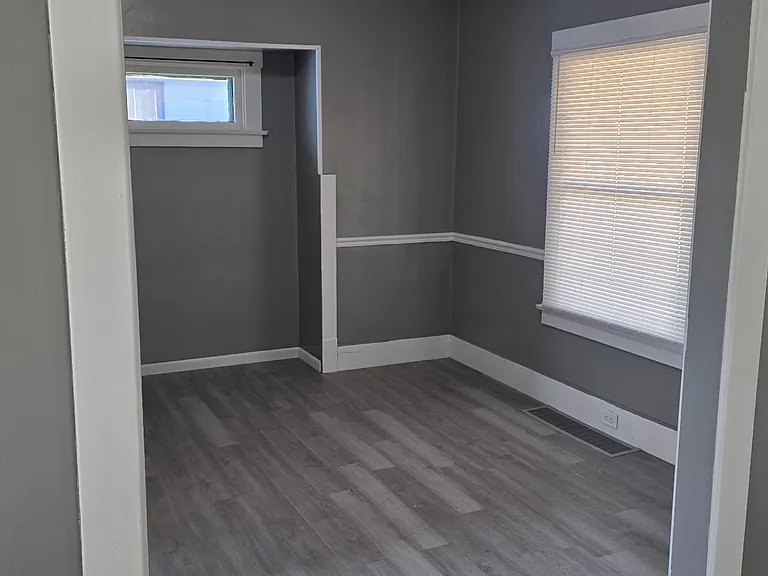43 E Auburndale Ave — Photo 6