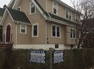 8617 139th St, Jamaica, NY 11435