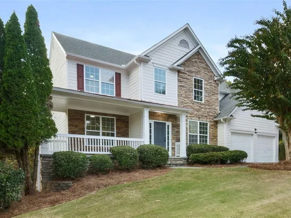 6330 Weller Trl, Sugar Hill, GA 30518