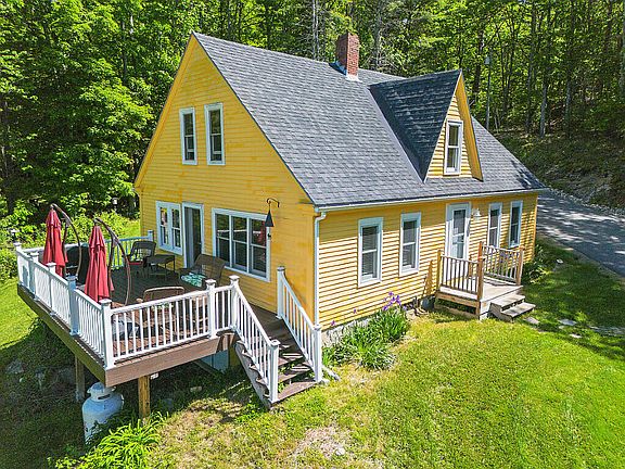 5th image of 227 Warren Road
