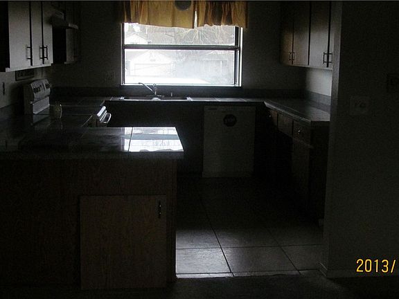 4th image of 15625 42nd Ave S APT 10