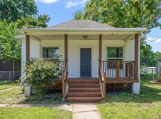 212 E Kay St, Lansing, KS 66043