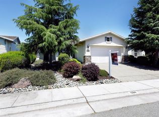 1284 Freschi Ln, Lincoln, CA 95648