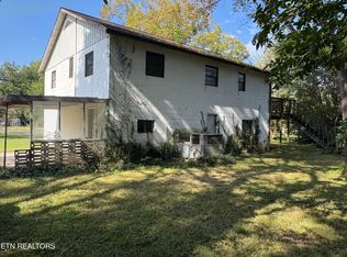 498 W Rhea Ave, Spring City, TN 37381