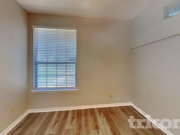 4th image of 11764 Wax Berry Ln