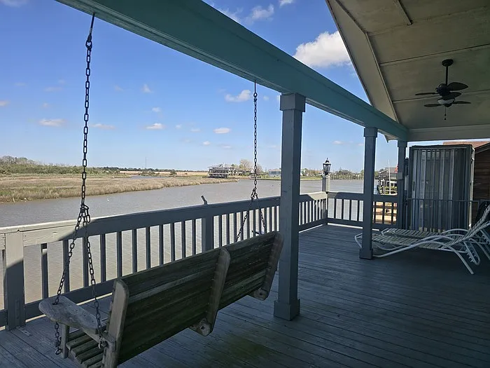 211 Redfish Dr — Photo 22