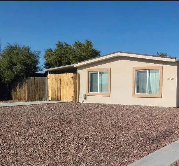 2 bed, 1056 sqft, $1,450 — Photo 2
