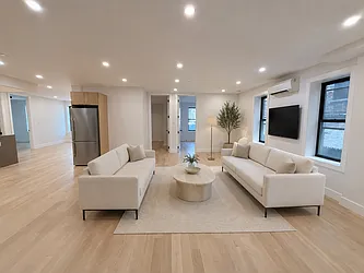 595 Metropolitan Avenue, #2A