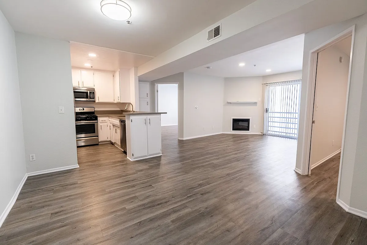 Floor plan 302