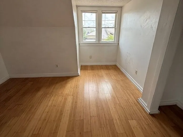 1017 High St — Photo 5