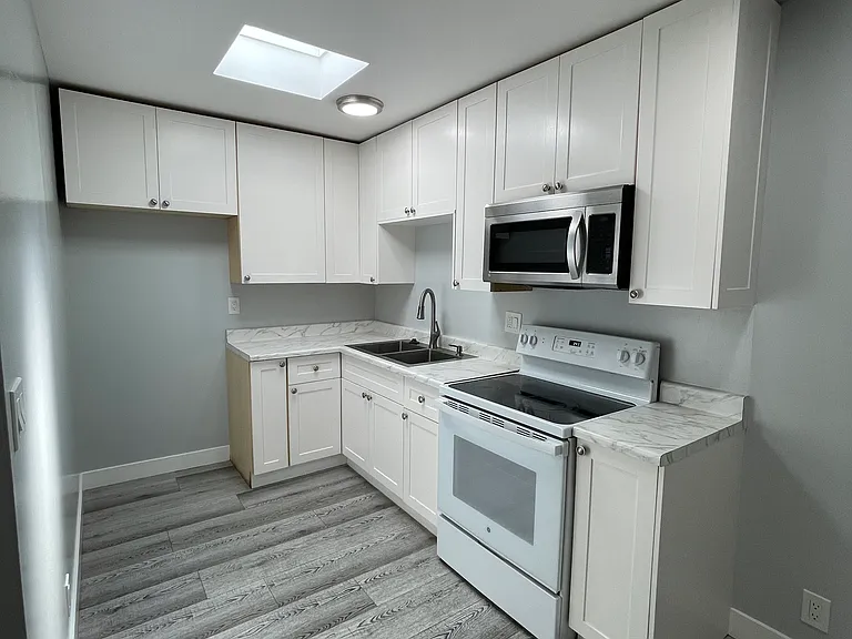 7251 Amigo Ave #18 — Photo 5