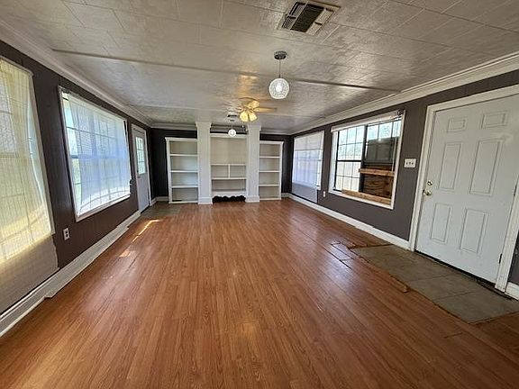 3rd image of 146 Bayou Vista Dr