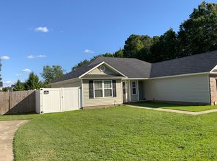 2680 Moonlite Dr, Sumter, SC 29153