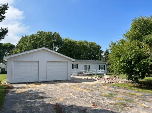 502 Washington Ave, Creighton, NE 68729