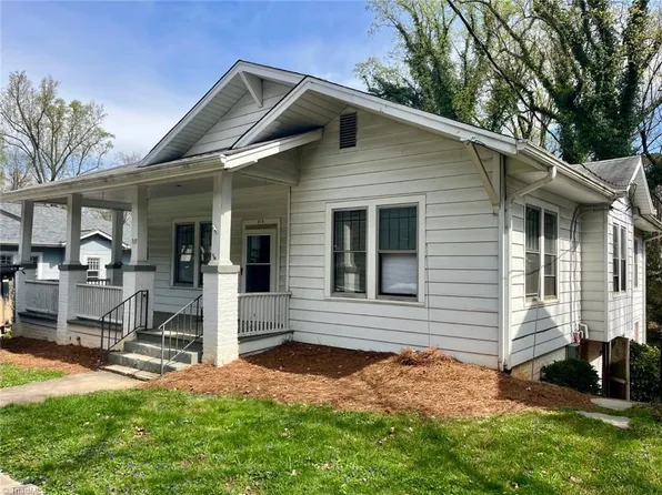 319 Lockland Ave, Winston Salem, NC 27103