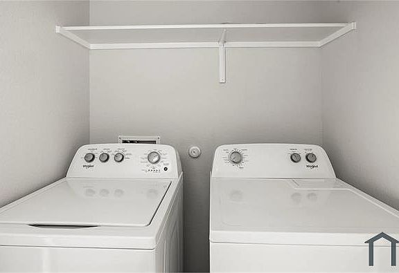 2nd image of 227 Hilltop Dr