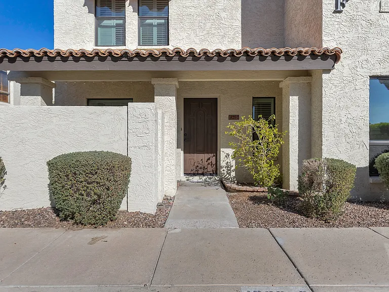 1820 E Frier Dr #2 — Photo 7