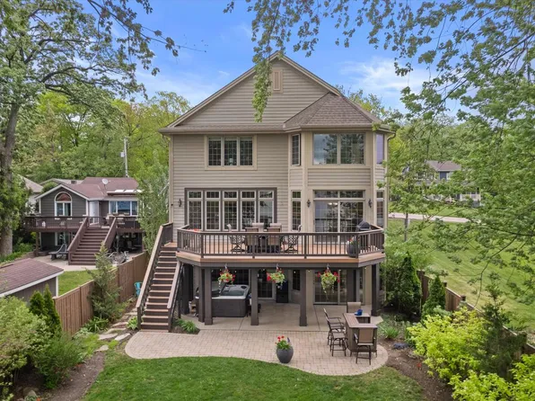 W179S6769 Muskego DRIVE, Muskego, WI 53150