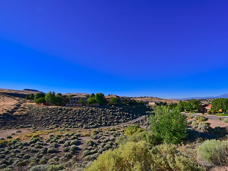5266 Skystone Dr — Photo 29