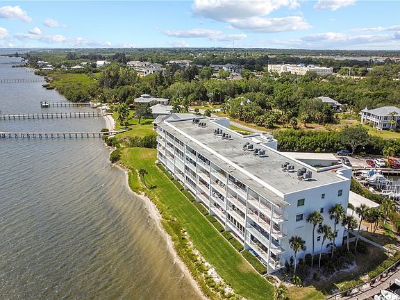 2nd image of 5906 S River Run Dr Unit 5906